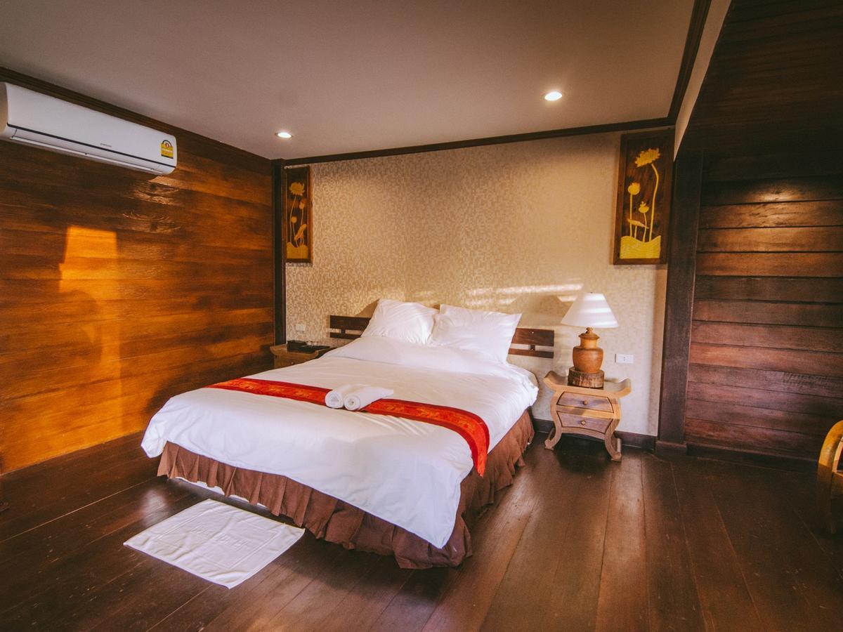 Tanita Lagoon Resort Udon Thani Zimmer foto